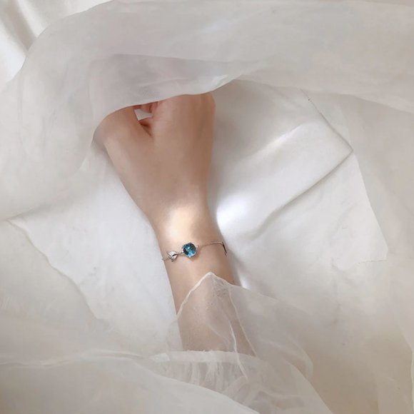 Crafted 925 Sterling Silver Ultra-light Blue Bubble Mermaid Bracelet - Picture 4 of 13